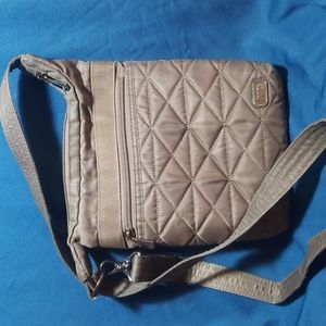 Lug crossbody "Skipper" bag